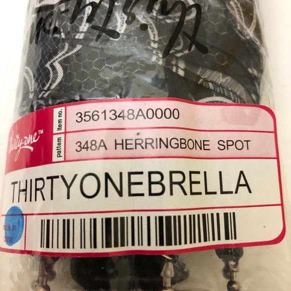 Thirty One Umbrella HERRINGBONE SPOT Brand New - Picture 2 of 4
